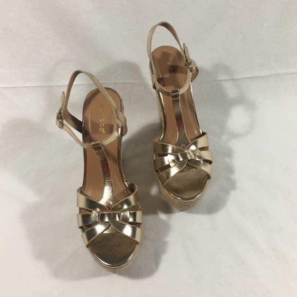 BAMBOO Shoes - 𝅺WEDGES Open Toe Platform Pardon Me Fashion Nova shoes.Size 10